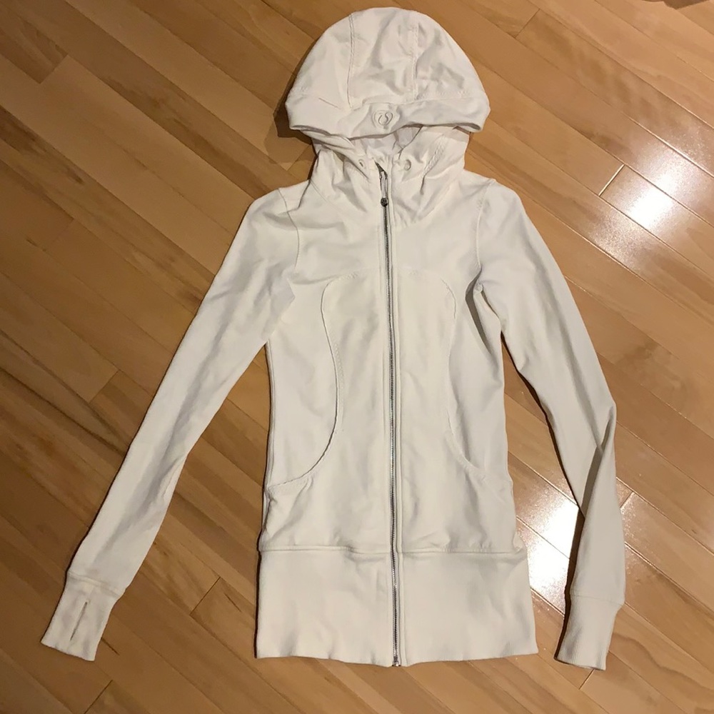 Lululemon Off White Live Simply Jacket GUC - size 2